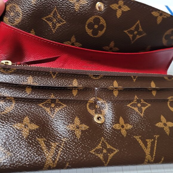 Louis Vuitton Emily wallet - Picture 6 of 6